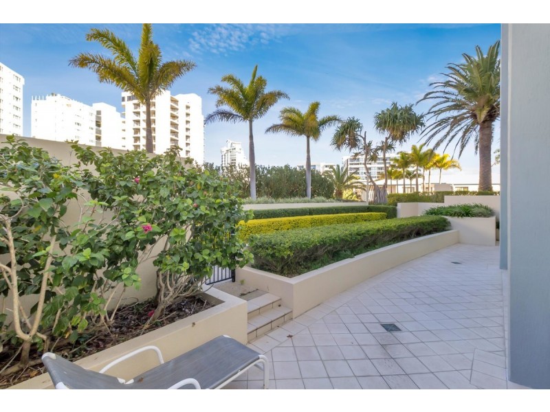 202/360 Marine Parade, Labrador QLD 4215