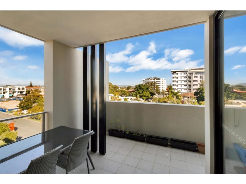 16/43 Lenneberg Street, Southport QLD 4215