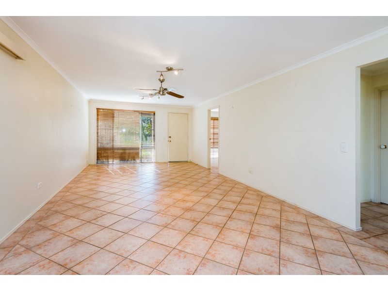 1/120 Whiting Street, Labrador QLD 4215