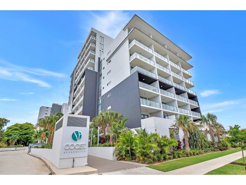 1212/17 Bath Street, Labrador QLD 4215