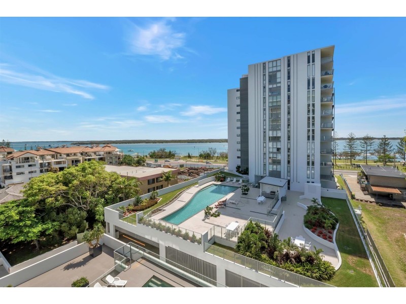 1212/17 Bath Street, Labrador QLD 4215