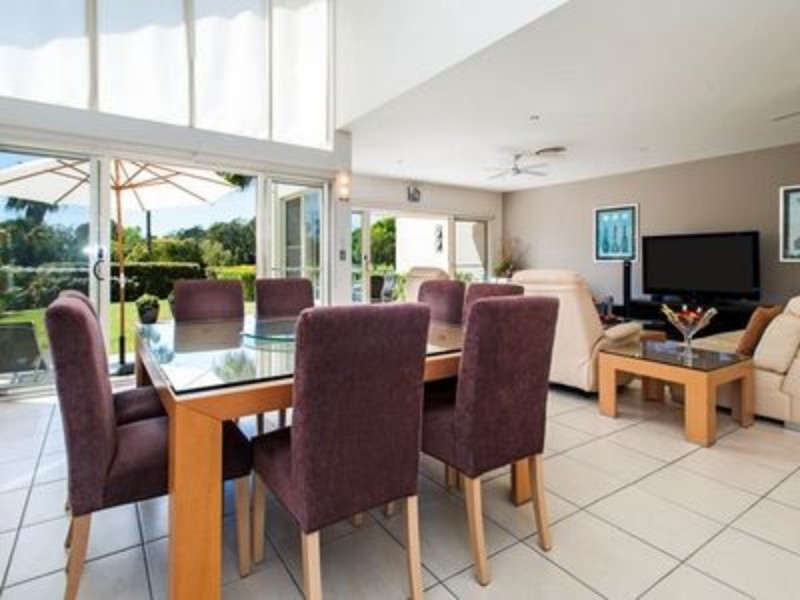 5202 Marine Drive West, Sanctuary Cove QLD 4212