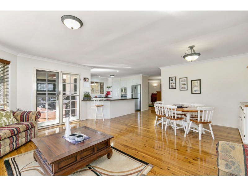 38 Peter Senior Court, Parkwood QLD 4214