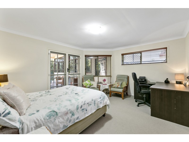 38 Peter Senior Court, Parkwood QLD 4214