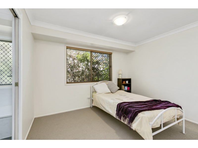 38 Peter Senior Court, Parkwood QLD 4214