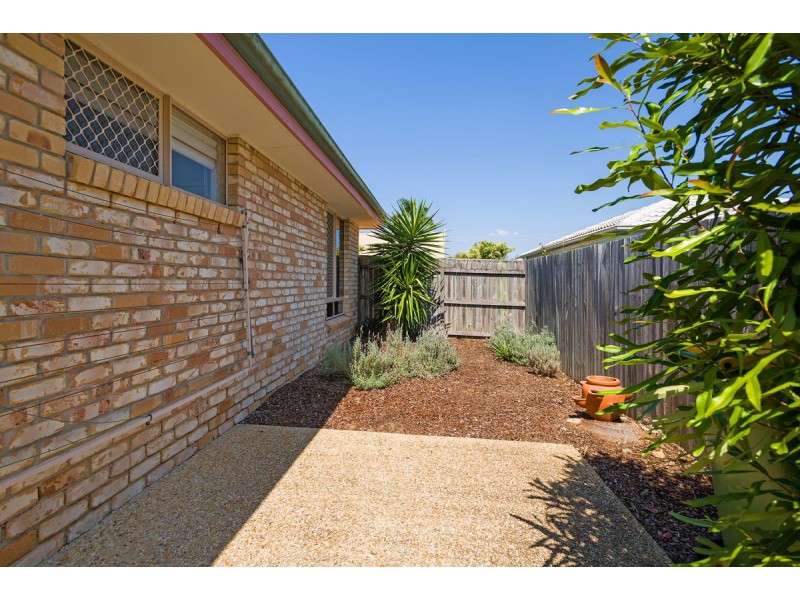 2/154 The Esplanade, Paradise Point QLD 4216