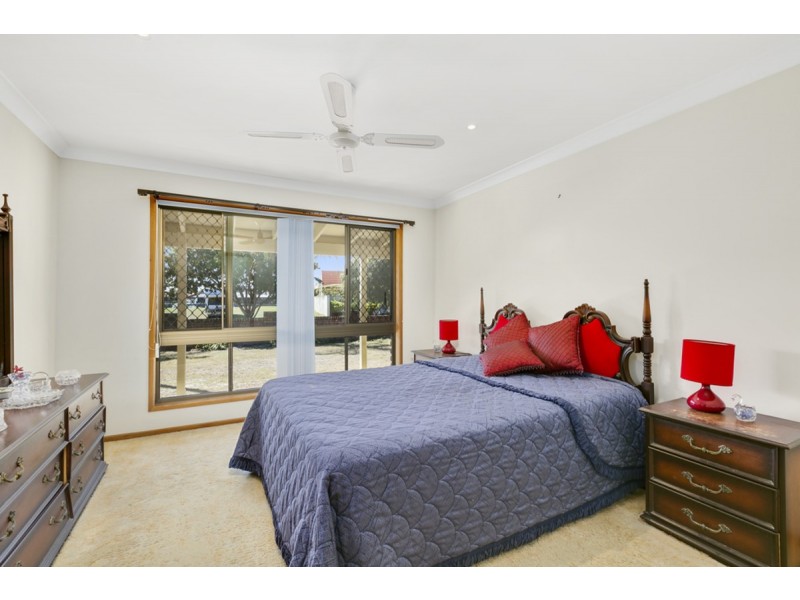 13 Erave Avenue, Runaway Bay QLD 4216