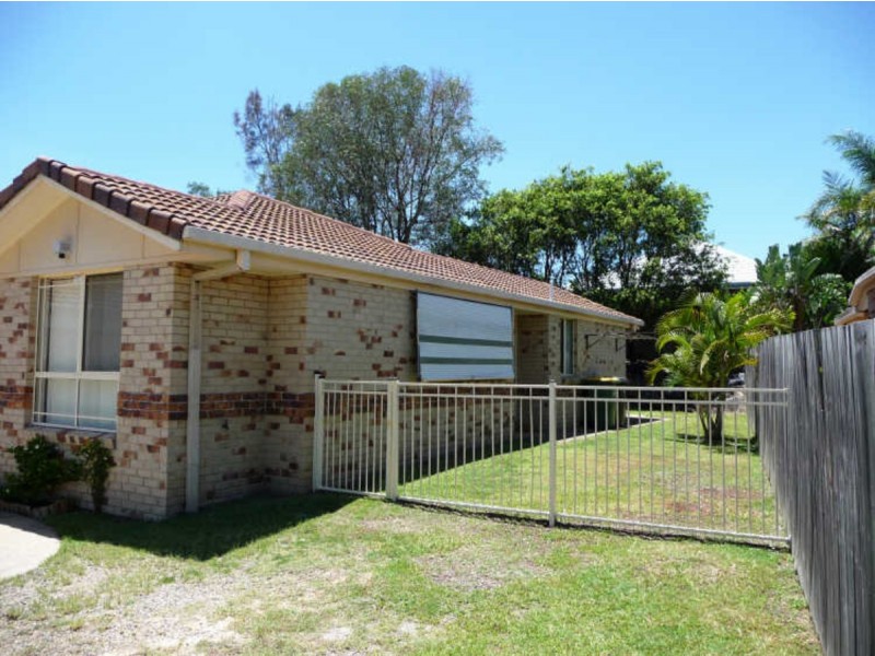 73 Cootharaba Drive, Helensvale QLD 4212