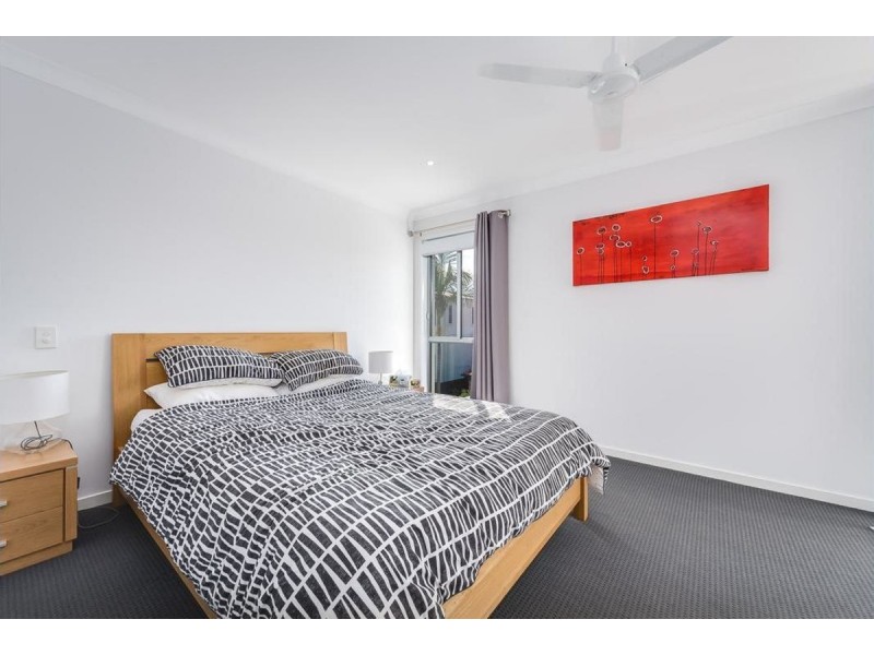 1/19 Nankeen Avenue, Paradise Point QLD 4216