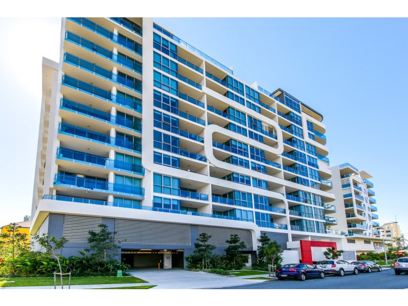 720/19 Imperial Parade, Labrador QLD 4215