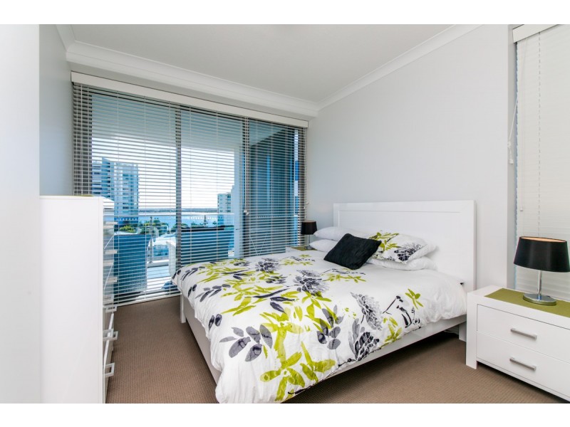 720/19 Imperial Parade, Labrador QLD 4215