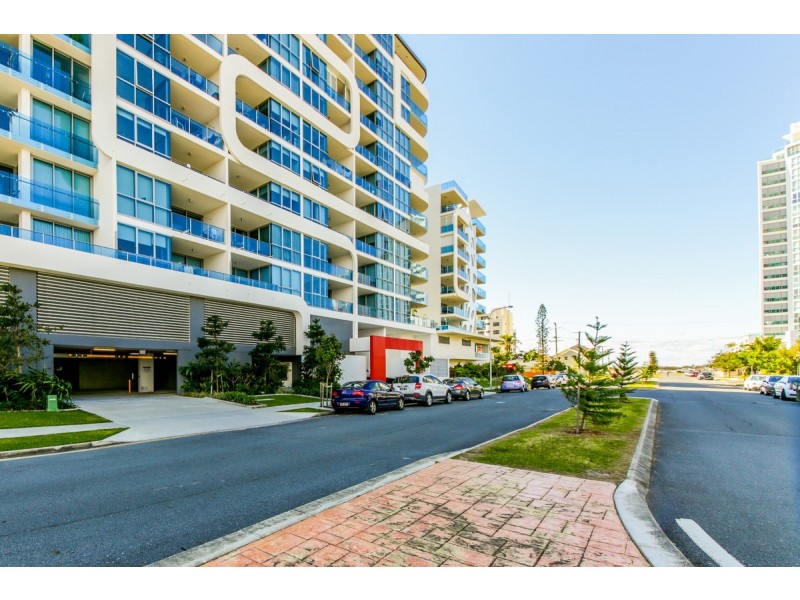 720/19 Imperial Parade, Labrador QLD 4215