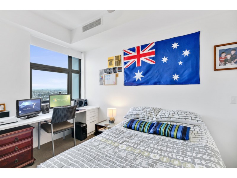 1601/230 Marine Parade, Labrador QLD 4215