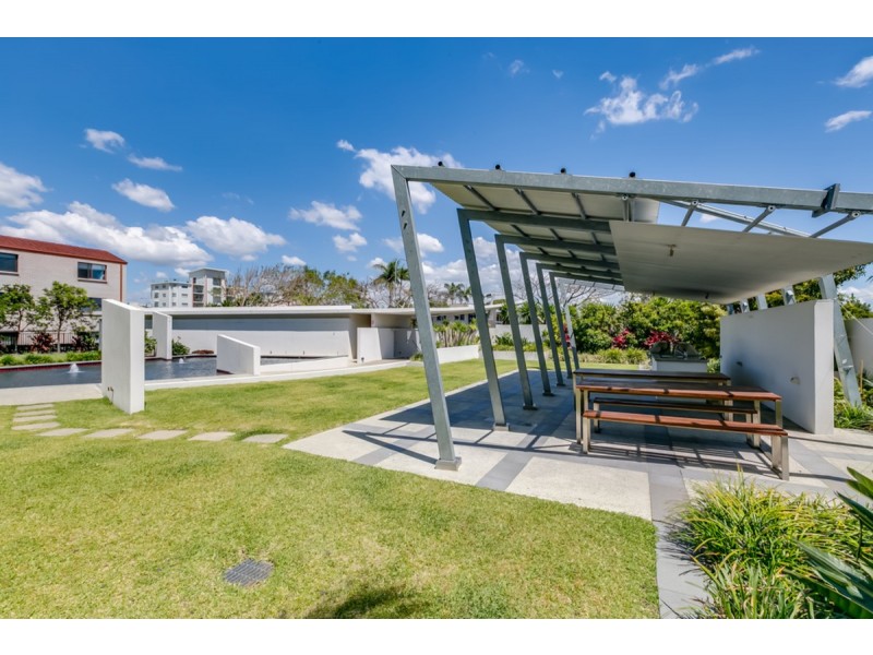 1601/230 Marine Parade, Labrador QLD 4215