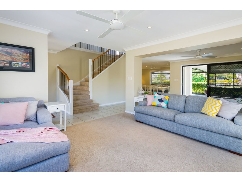 71 Ingles Circuit, Arundel QLD 4214