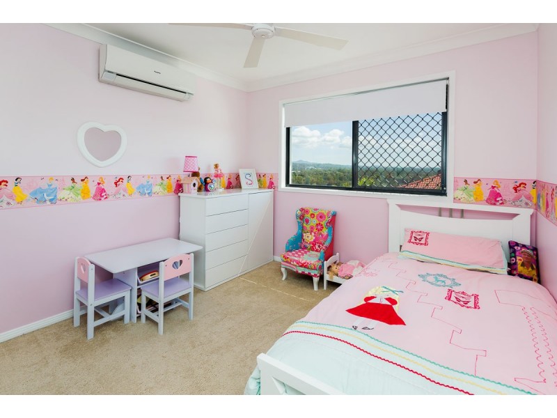 71 Ingles Circuit, Arundel QLD 4214