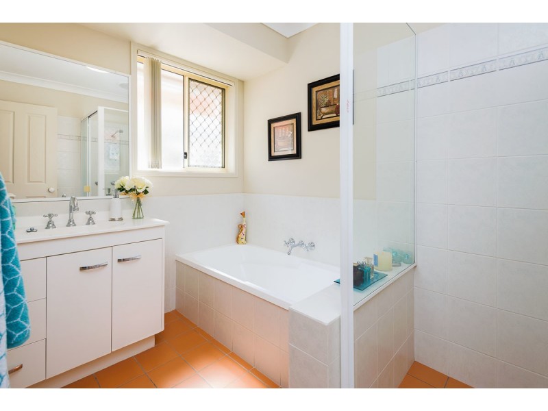 9 Georgia Street, Coombabah QLD 4216