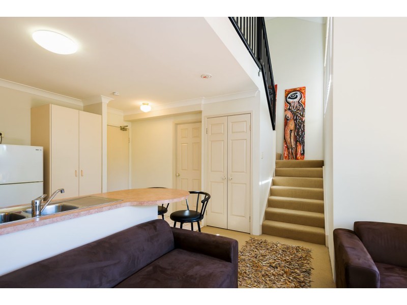 13/143 Frank Street, Labrador QLD 4215