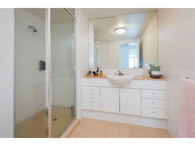 54/326-342 Marine Parade, Labrador QLD 4215