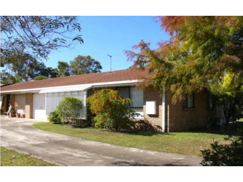 1/7 Burwood Court, Labrador QLD 4215