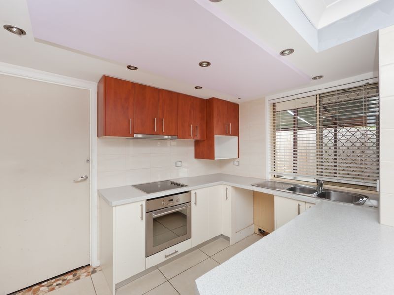 12/62-64 Brown Street, Labrador QLD 4215