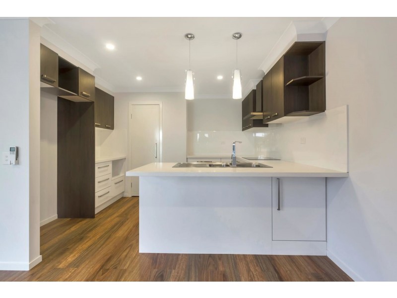 1/18 Cawthray Street, Biggera Waters QLD 4216