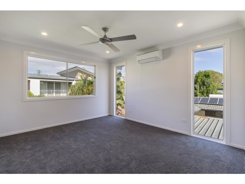 1/18 Cawthray Street, Biggera Waters QLD 4216