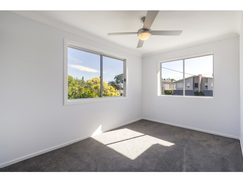 1/18 Cawthray Street, Biggera Waters QLD 4216