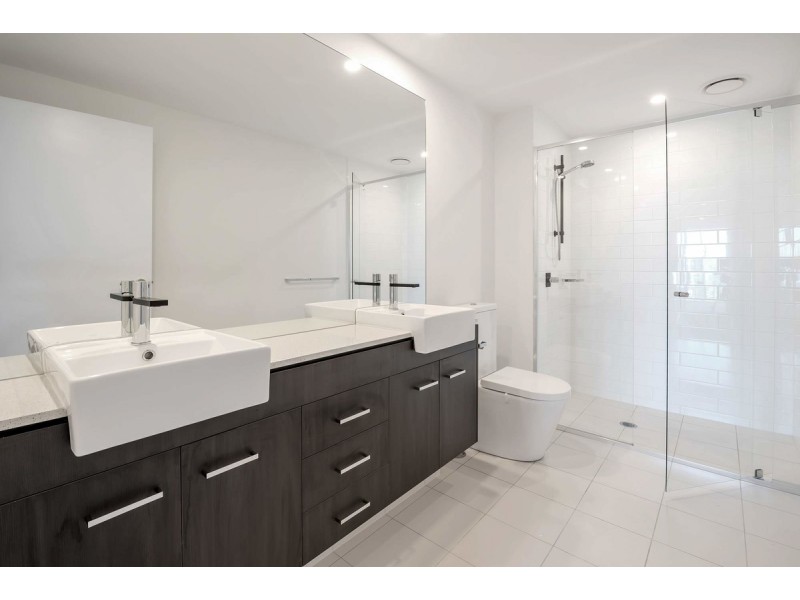 2505/25-31 East Quay Drive, Biggera Waters QLD 4216