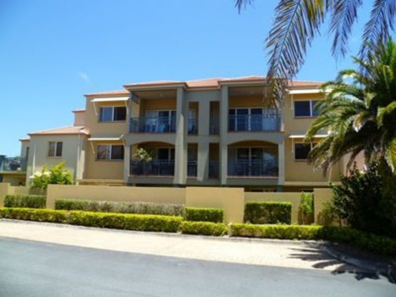 58/88-98 Limetree Parade, Runaway Bay QLD 4216