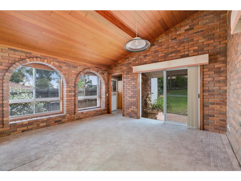 297 Central Street, Arundel QLD 4214