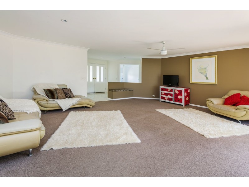 99 Limetree Parade, Runaway Bay QLD 4216