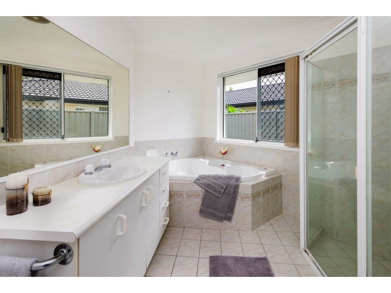 99 Limetree Parade, Runaway Bay QLD 4216