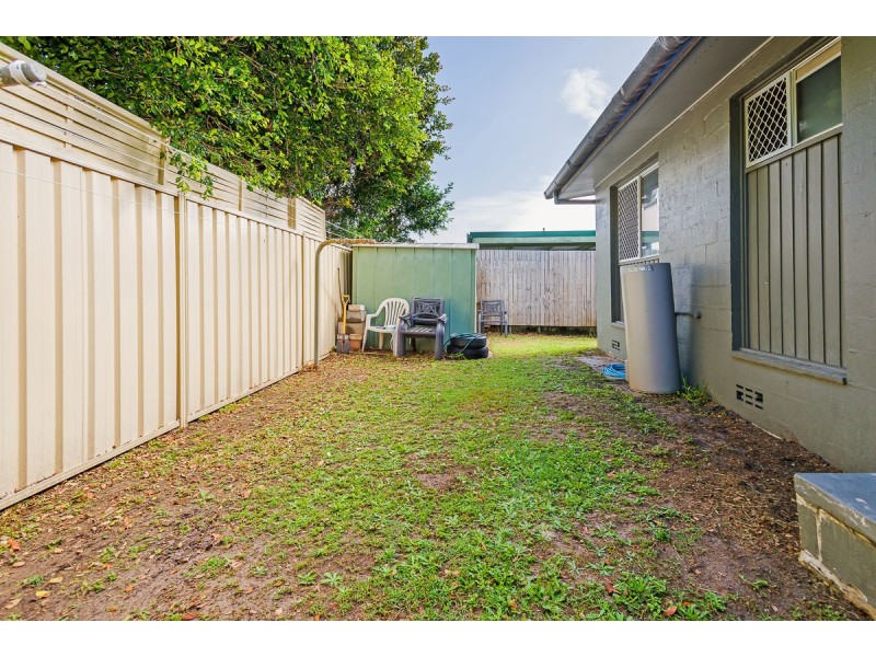 1 & 2/41 Errol Avenue, Paradise Point QLD 4216