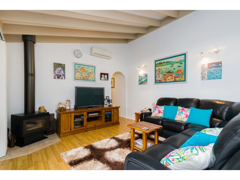 1 & 2/20 Drake Avenue, Paradise Point QLD 4216