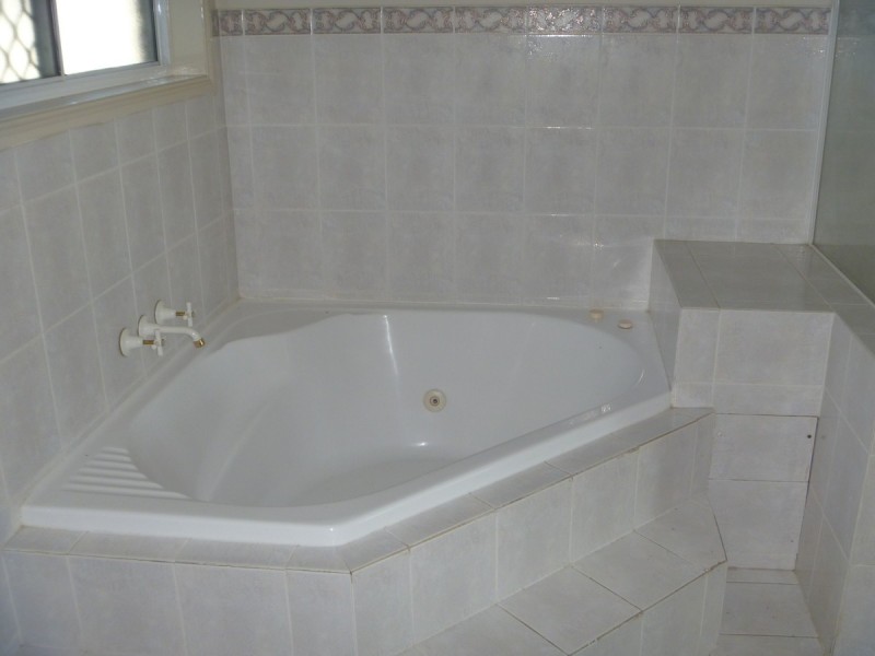 17 Ken Russell Court, Bundall QLD 4217