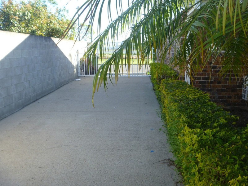 17 Ken Russell Court, Bundall QLD 4217