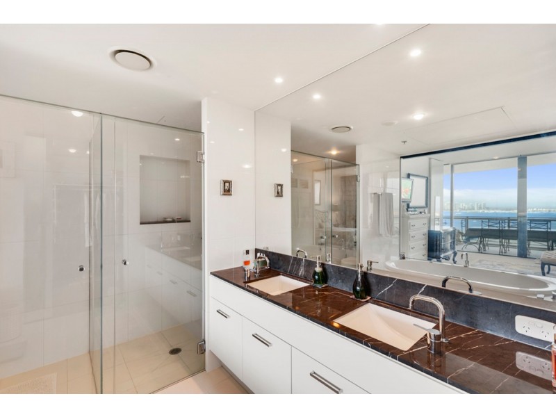 1803/230 Marine Parade, Labrador QLD 4215