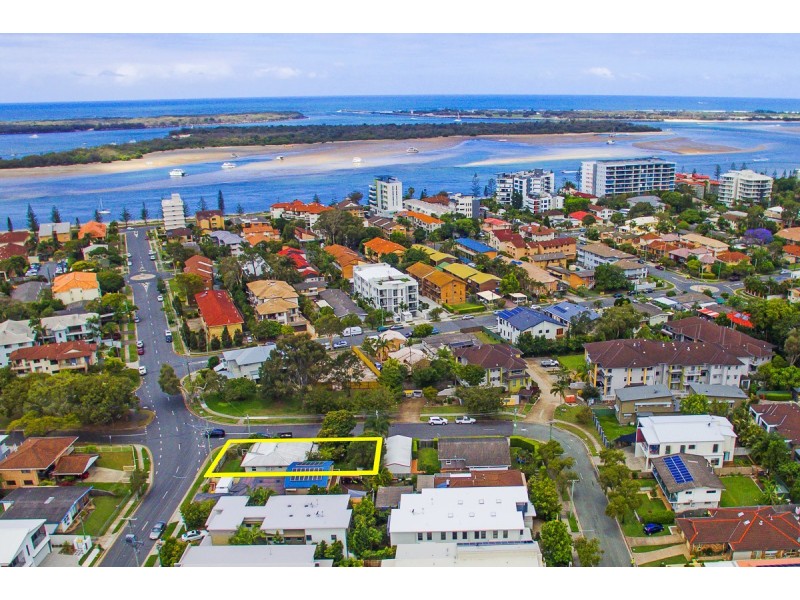 28 Parr Street, Biggera Waters QLD 4216