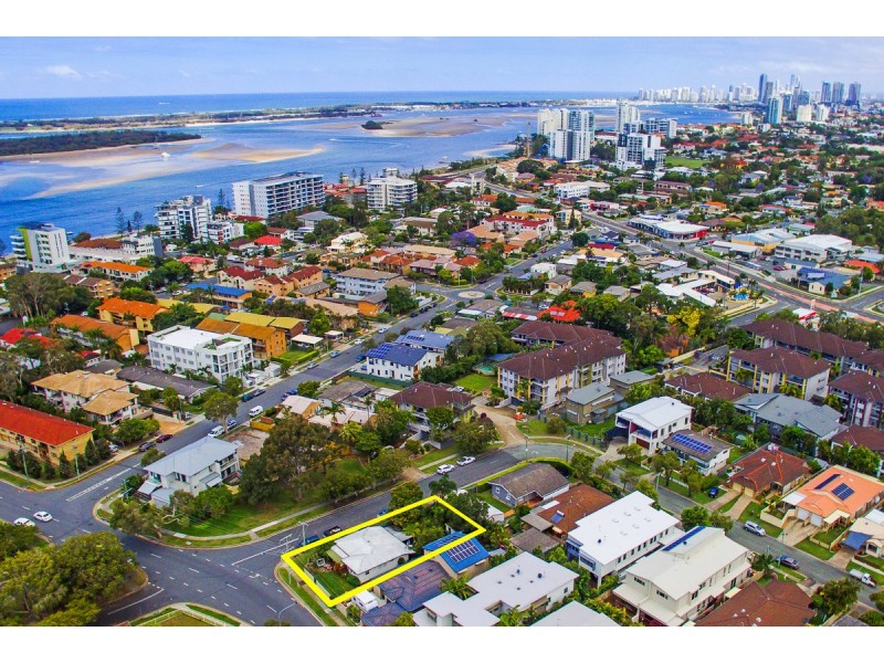 28 Parr Street, Biggera Waters QLD 4216