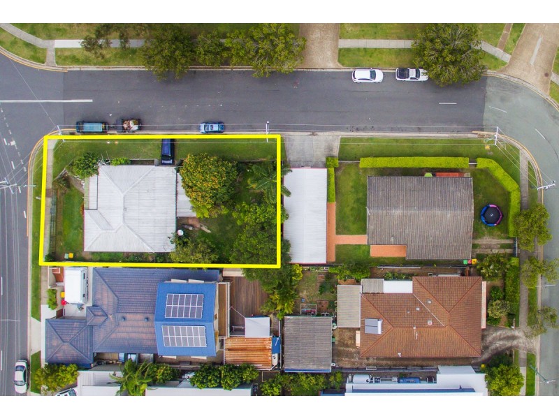 28 Parr Street, Biggera Waters QLD 4216