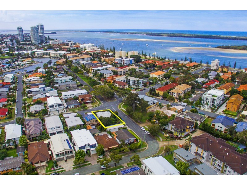 28 Parr Street, Biggera Waters QLD 4216