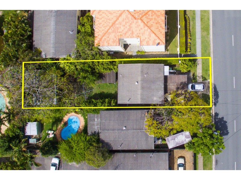 11 Parr Street, Biggera Waters QLD 4216