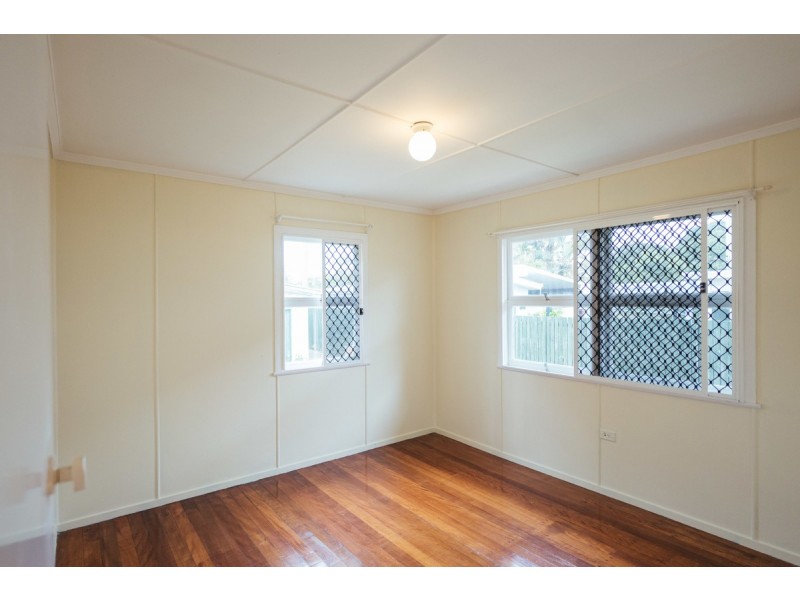 54 Whiting Street, Labrador QLD 4215