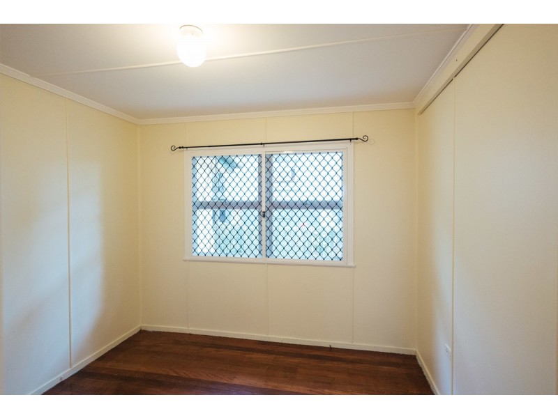 54 Whiting Street, Labrador QLD 4215