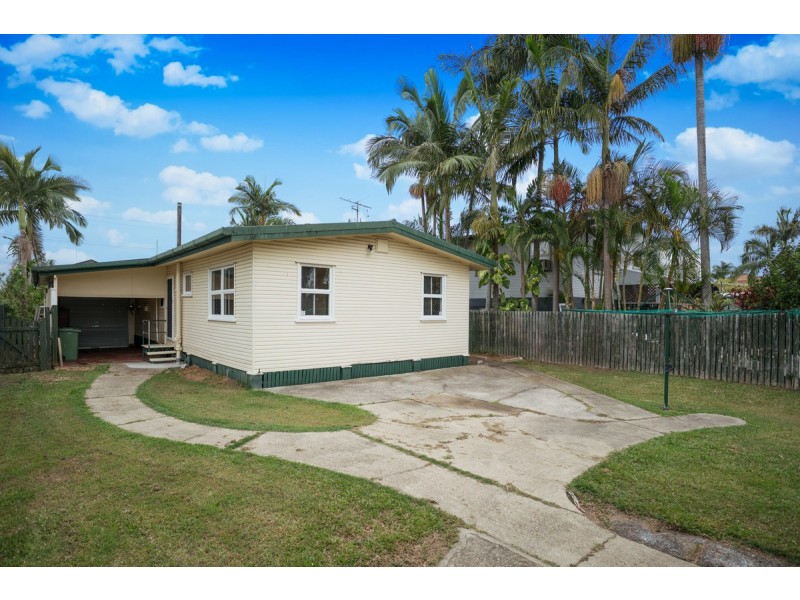 54 Whiting Street, Labrador QLD 4215