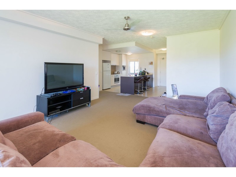 823/64-68 Sickle Avenue, Hope Island QLD 4212