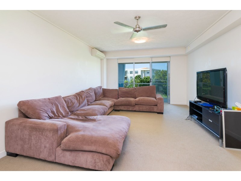 823/64-68 Sickle Avenue, Hope Island QLD 4212