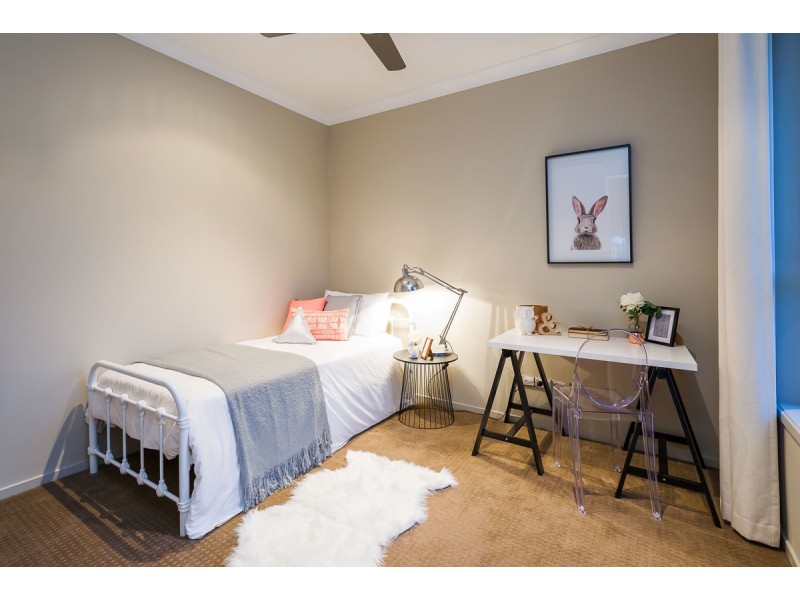 249 Morala Avenue, Runaway Bay QLD 4216