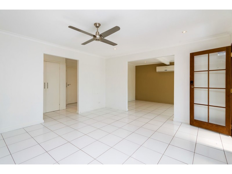 18 Grevillia Avenue, Southport QLD 4215